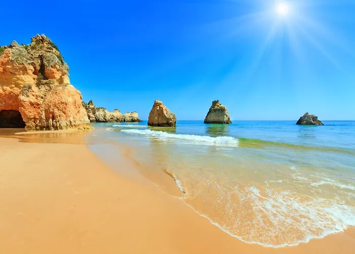 Small Historic Townhouse By Promenade Near Beaches בית נופש *