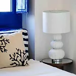 Casa de Férias Small Historic Townhouse By Promenade Near Beaches *