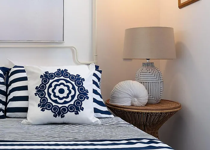 Feriehus Small Historic Townhouse By Promenade Near Beaches Portimão